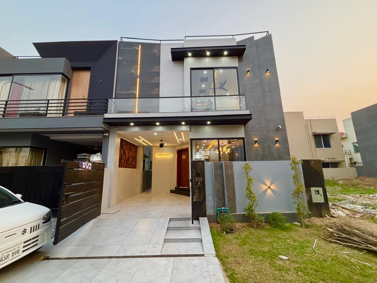 5 Marla Luxury House For Sale